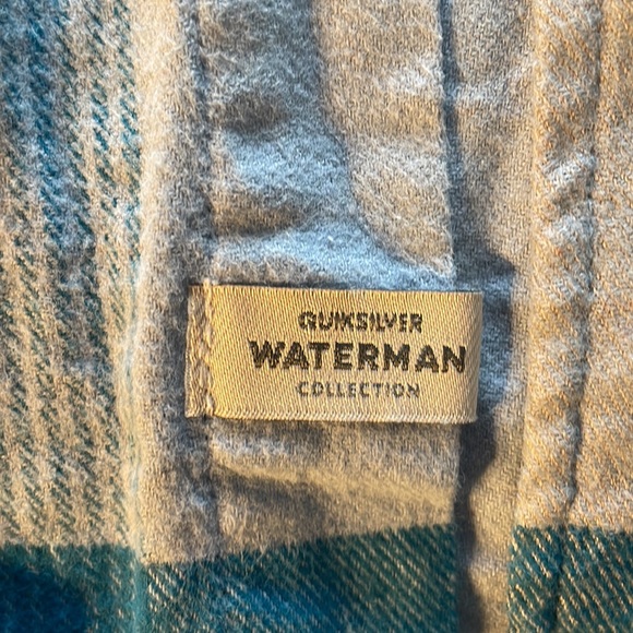 Men’s Quicksilver Flannel - Picture 2 of 4